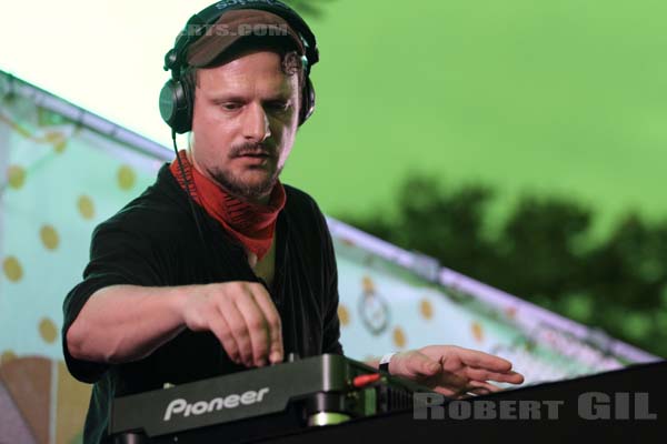 DJ KOZE - 2011-09-10 - PARIS - Parc de Bagatelle - 